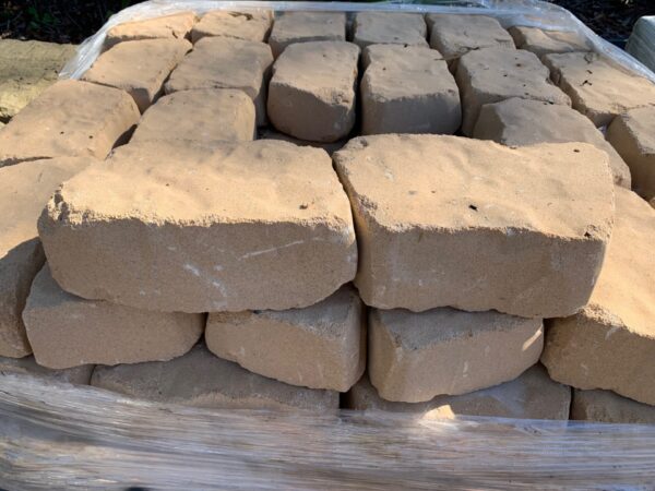 Boldstone Garden Wall Edging | Natural Boulder Look